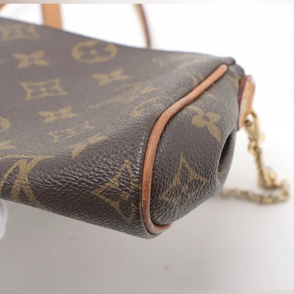 Gorgeous Authentic Louis Vuitton Monogram Eva Pochette w/ Shoulder & Crossbody - Picture 12 of 16